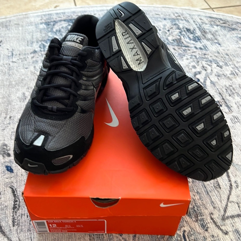 Nike Max Torch 4